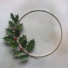 Paper holly wall hoop