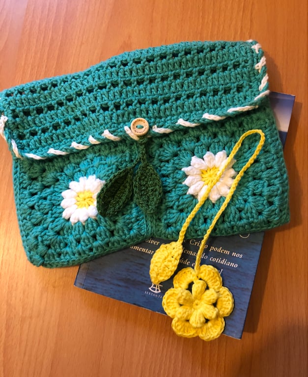Handmade Crochet Book Sleeve & Flower Bookmark Gift Set – reading lover gift 