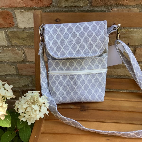 Pretty shoulder or crossbody summer handbag, ideal for days out and parties