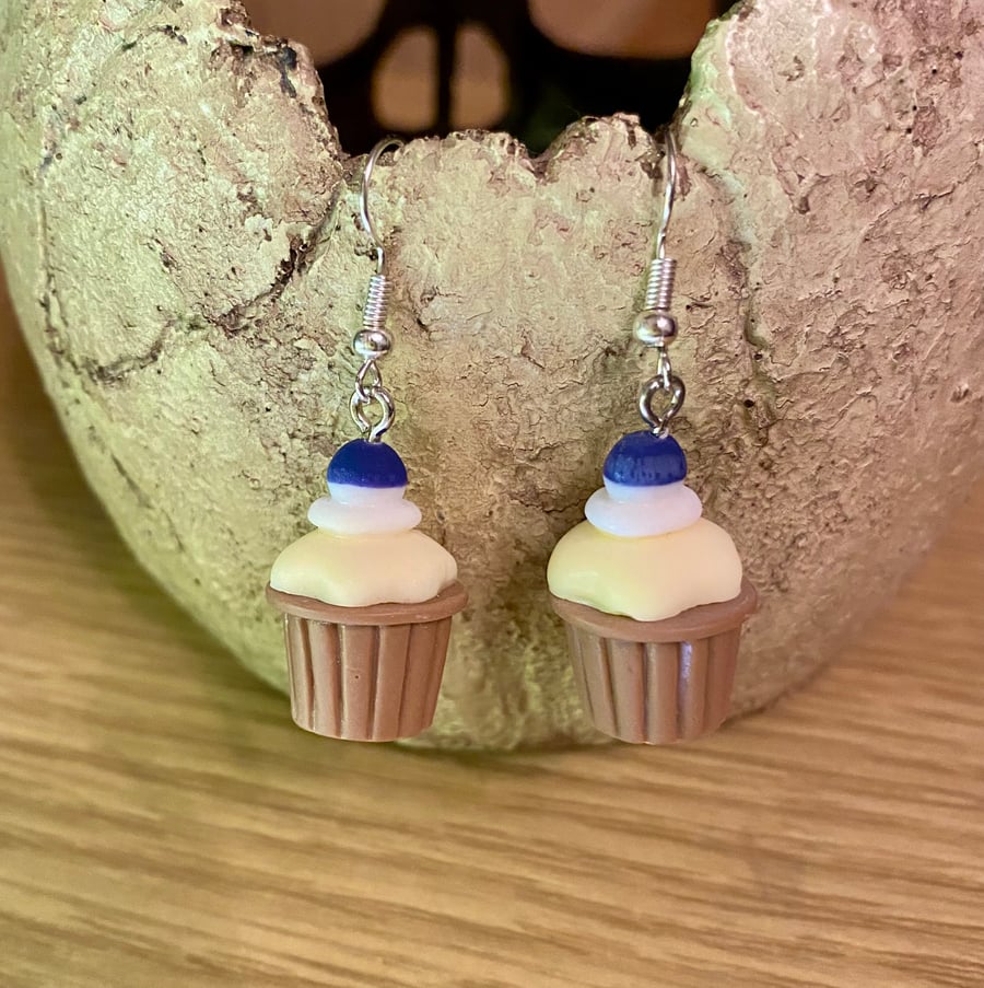 Frosted Cupcake lightweight acrylic dangly fashion earrings