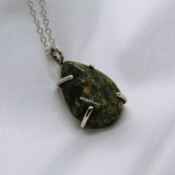 Epidote Claw Set Pendant