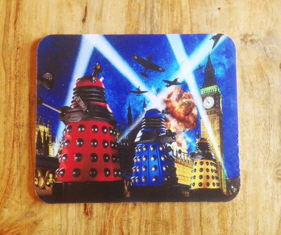 Dr. Who Daleks invade London Mousepad