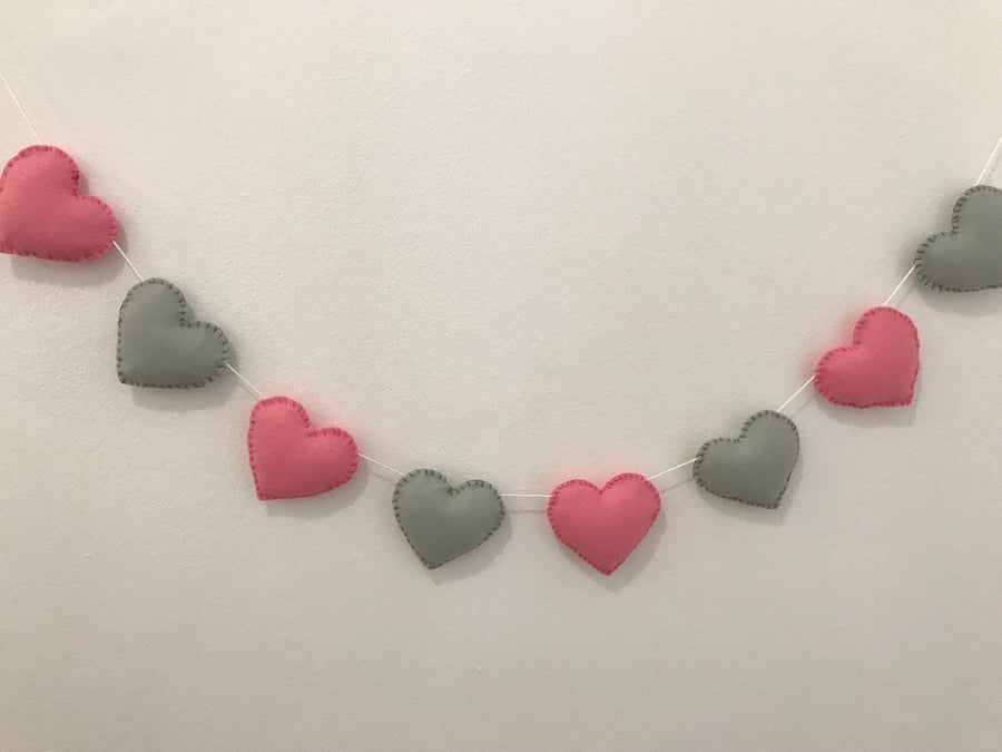 valentines felt garland, hearts felt garland, baby nursery garland, baby felt ga