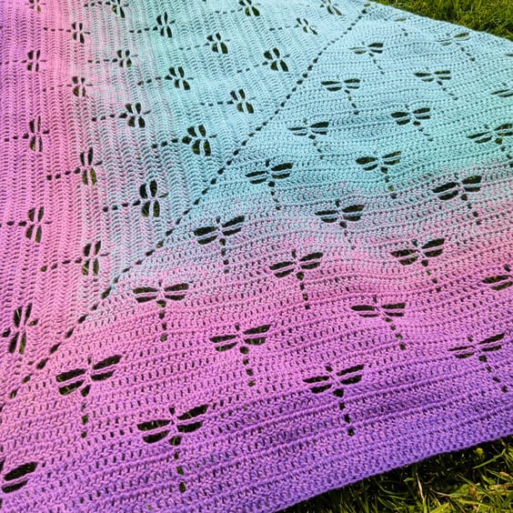 Dragonfly crochet shawl