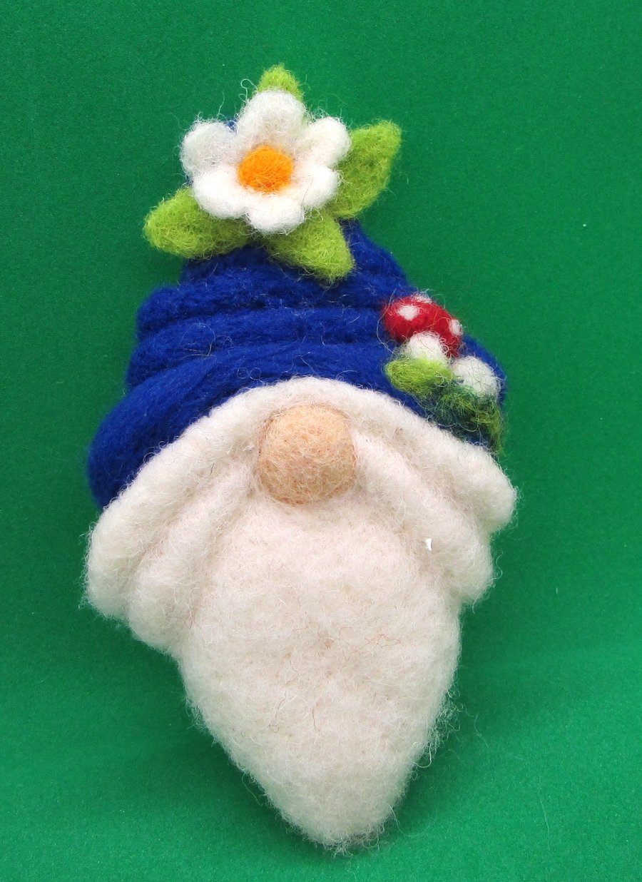 Brooches Pins Clips Handmade felted Gnome Toadstool Mushroom flowers Hats bag