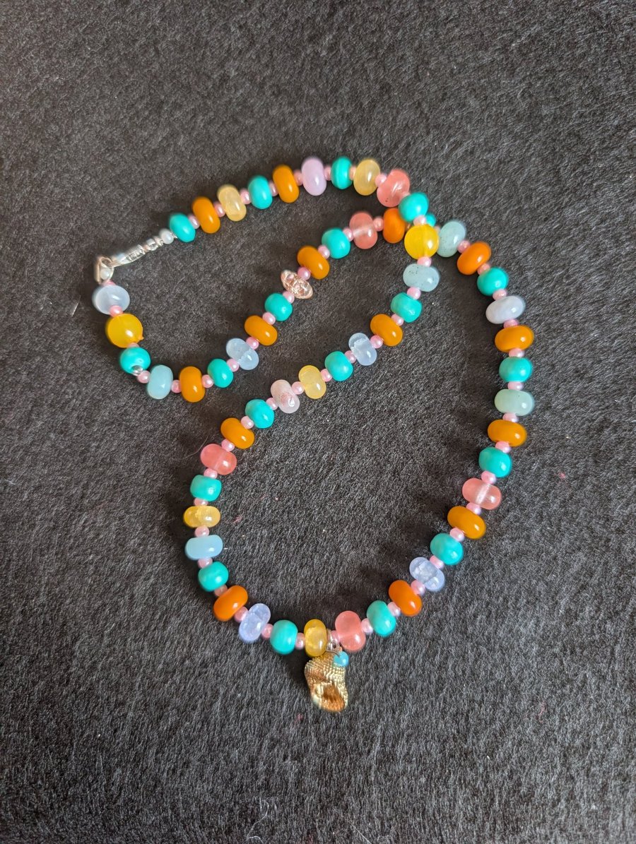Gold Shell Necklace 