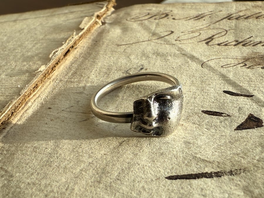 Sterling Silver Broken Doll Face Ring - Face Fragment Ring
