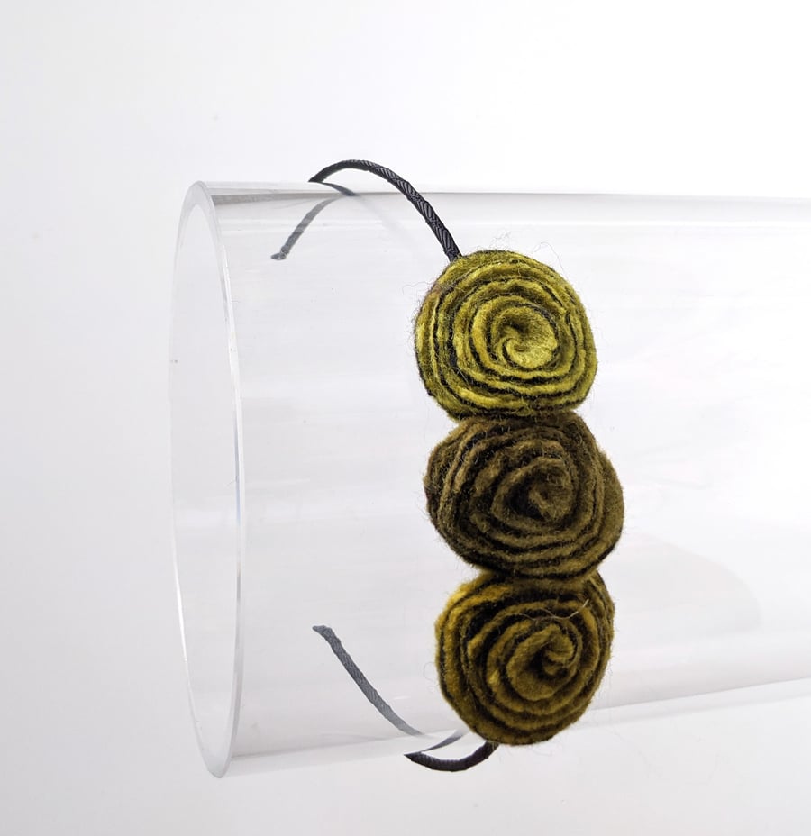 Flower hair band: soft olive art deco roses