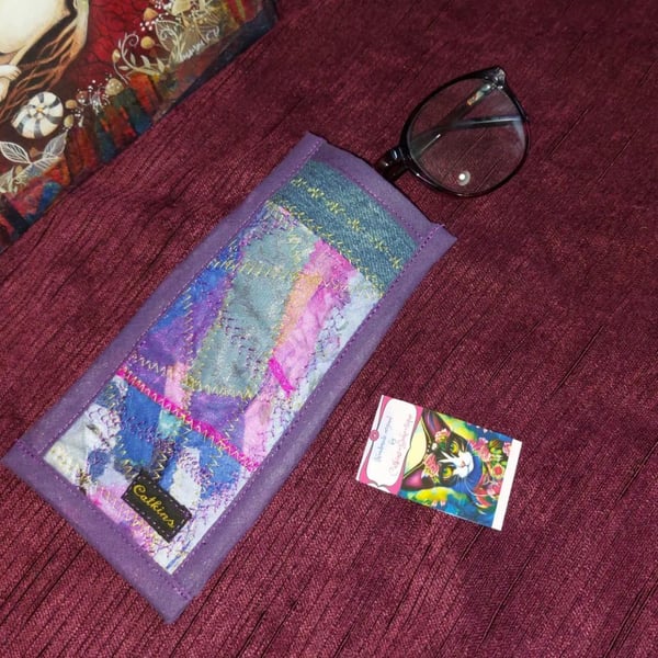 Artisan Handcrafted Purple & pink upcycled fabric bohemian hippie glasses case