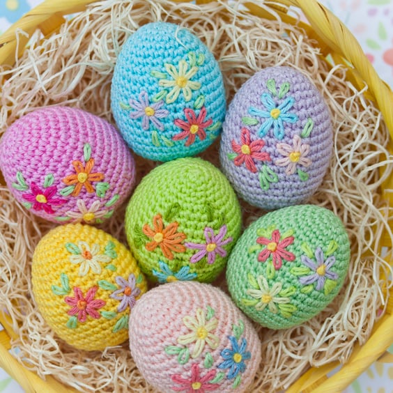 Easter Decorations 7 Eggs Crochet Cotton Embroidered Flowers Great Gifts