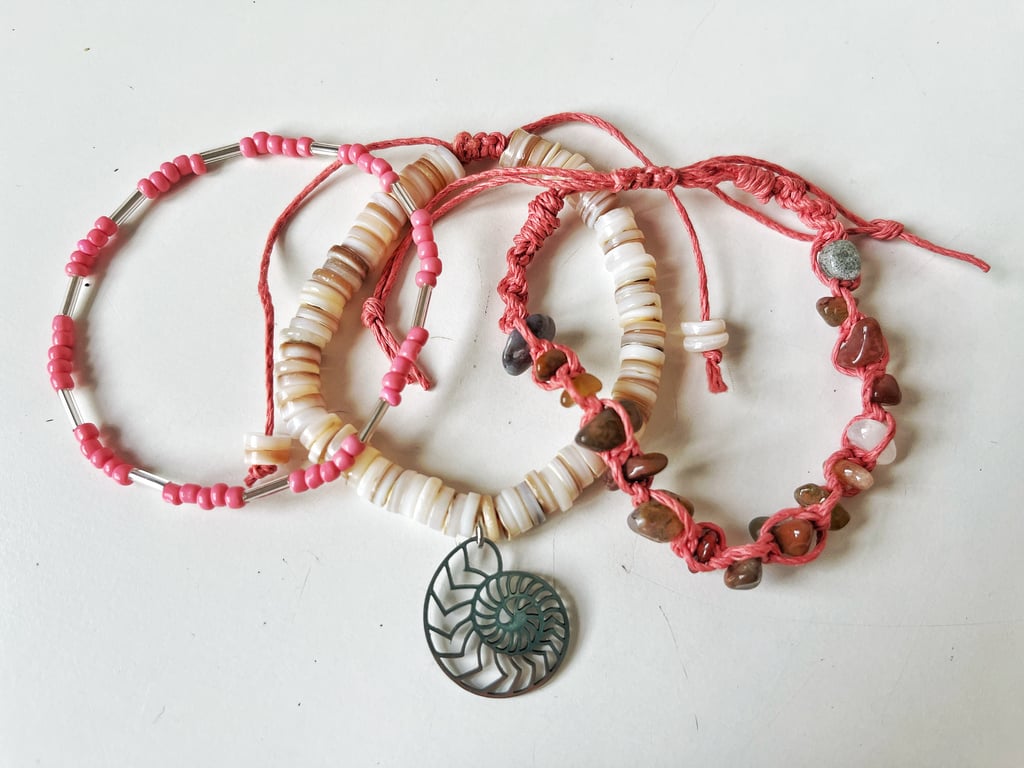 Cute in Coral Bracelet Set