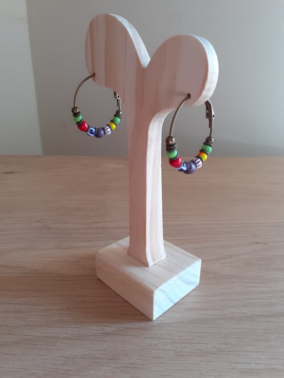 ANTIQUE BRONZE AND MULTI COLOURED BEAD HOOP EARRINGS.