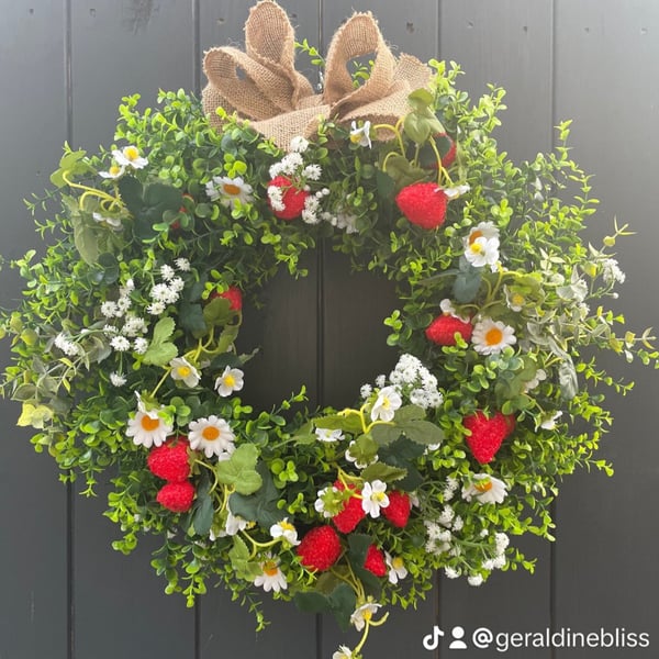 40cm Strawberry and Boux artifcal wreath 