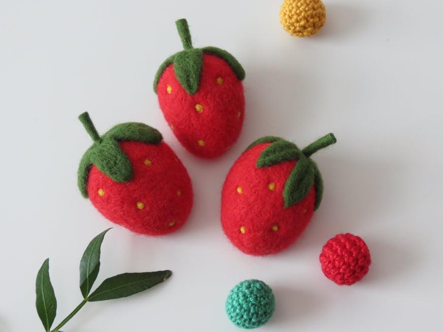 Seconds Sunday- Needle Felted Strawberry Brooch