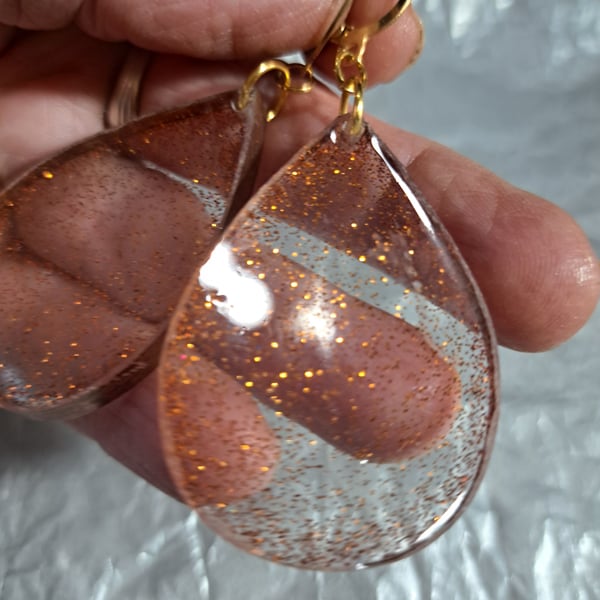Teardrop resin large earrings, glitter, blue, golden, gold and red