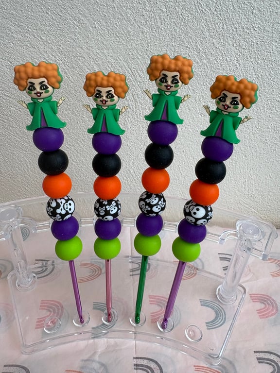 Halloween beaded crochet hook  