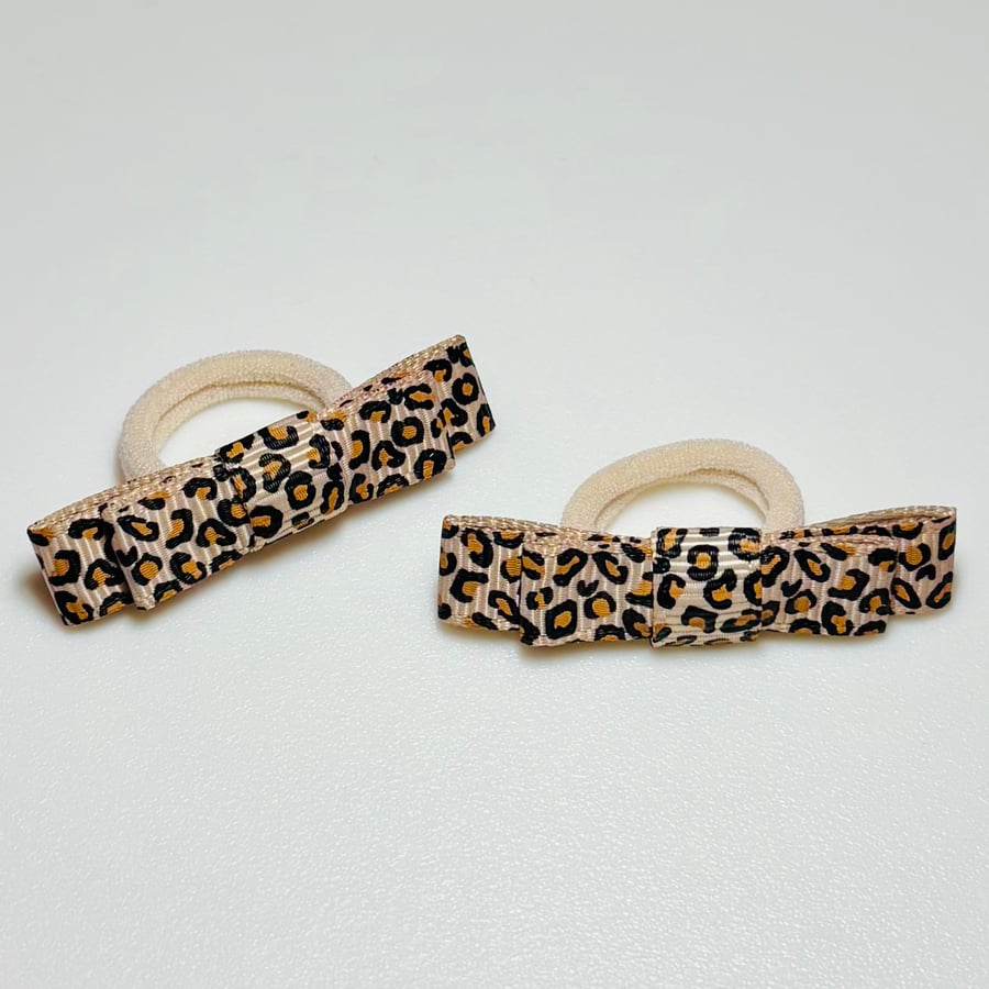 Leopard print Bow Hair bobbles 