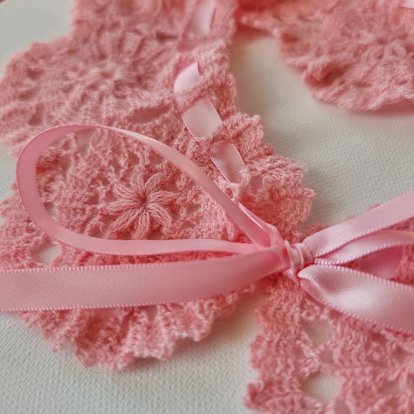 Pink Crochet Lace Collar, Handmade Detachable Floral Accessory with Satin Ribbon