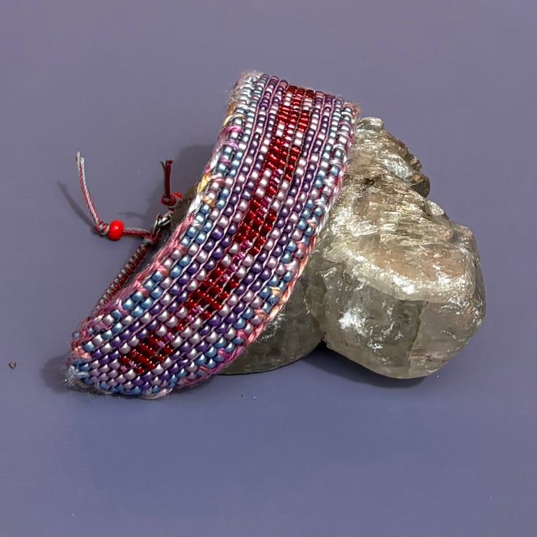 Glass Seed Bead Bracelet - Red Stripe