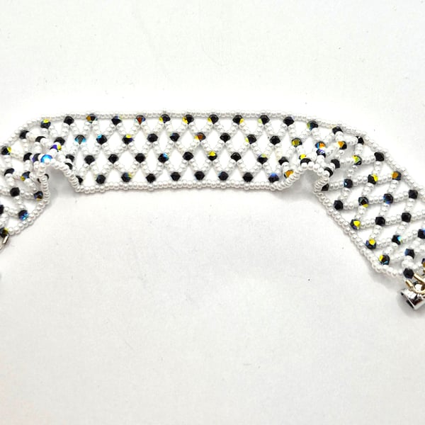 Netted bracelet made with seed beads and Swarovski crystals