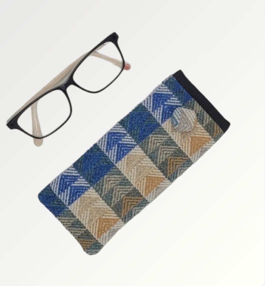 Handwoven Glassworks glasses case