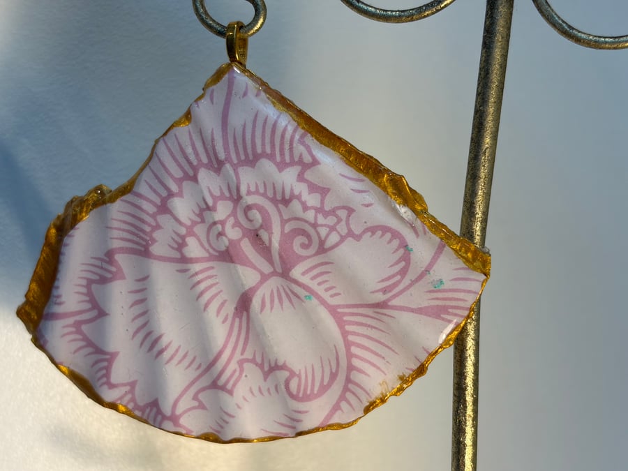 Pink William morris print scallop shell pendant