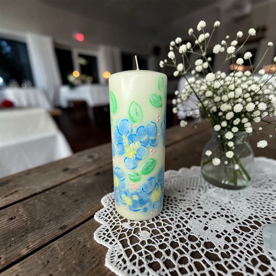 20cm Ivory Pillar candle, blue joy