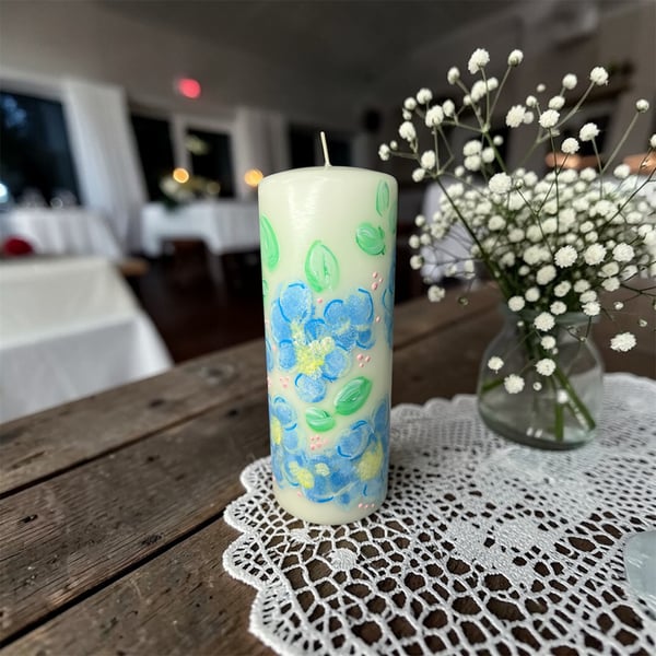20cm Ivory Pillar candle, blue joy