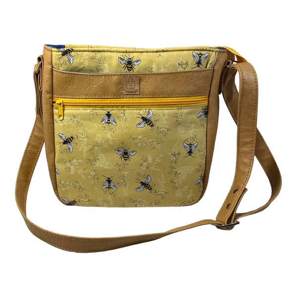 Handbag in faux leather and bee print, vegan woodland ladies gift, 