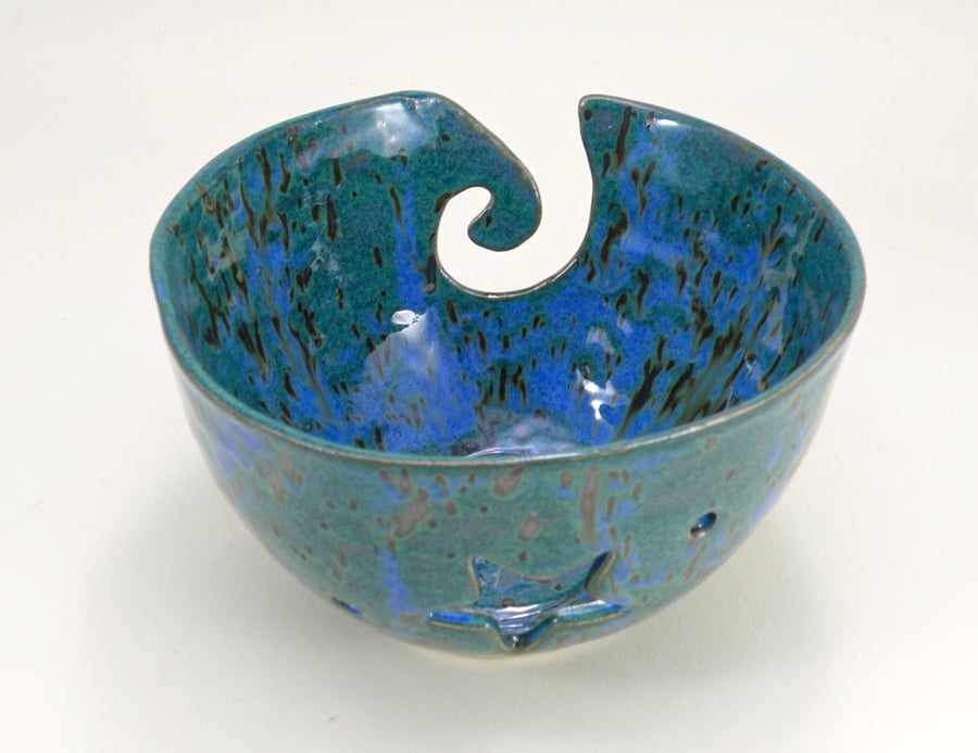 Stoneware Yarn Bowl Knitting Bowl Crochet hand made in Cornwall