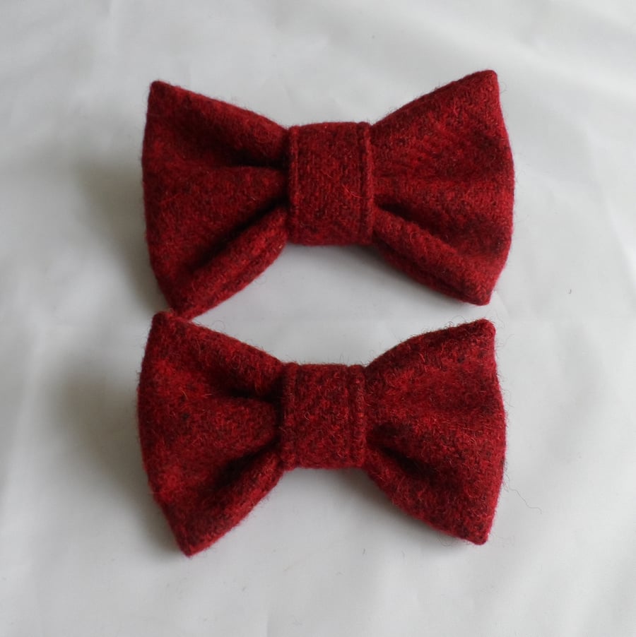 Handmade Harris Tweed Dog Bow - Plain Dark Red 