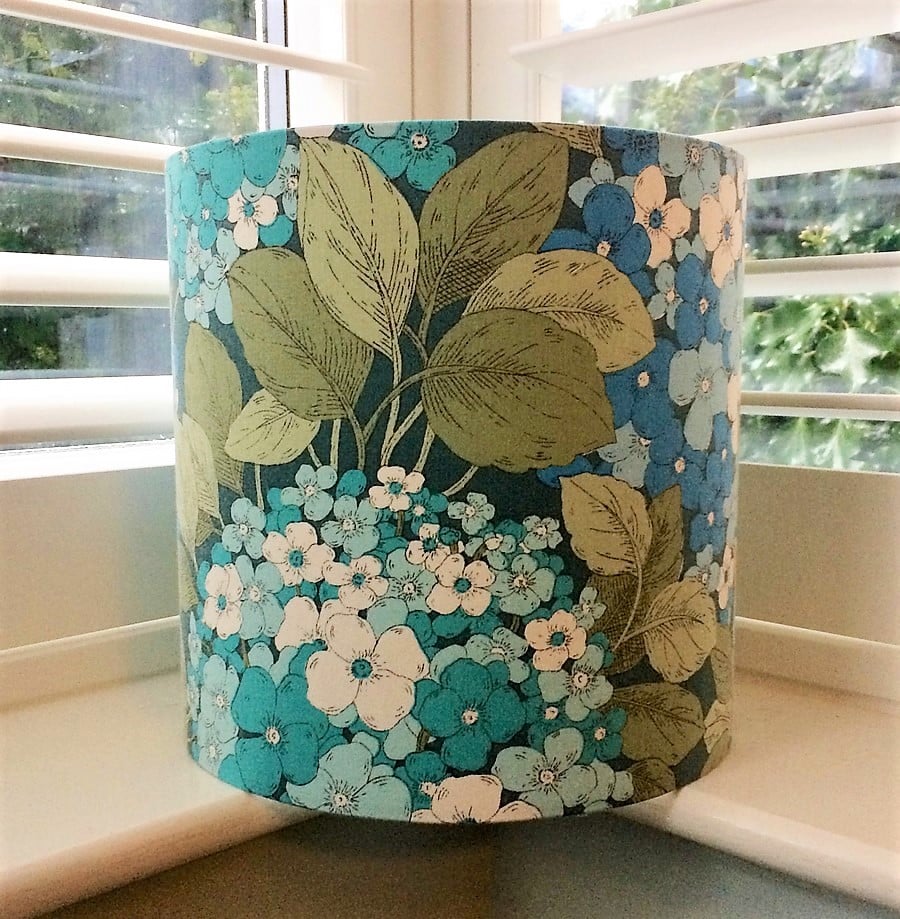 Bold Blue Green Teal Hydrangea Floral 70s 80s Vintage Fabric Lampshade option 