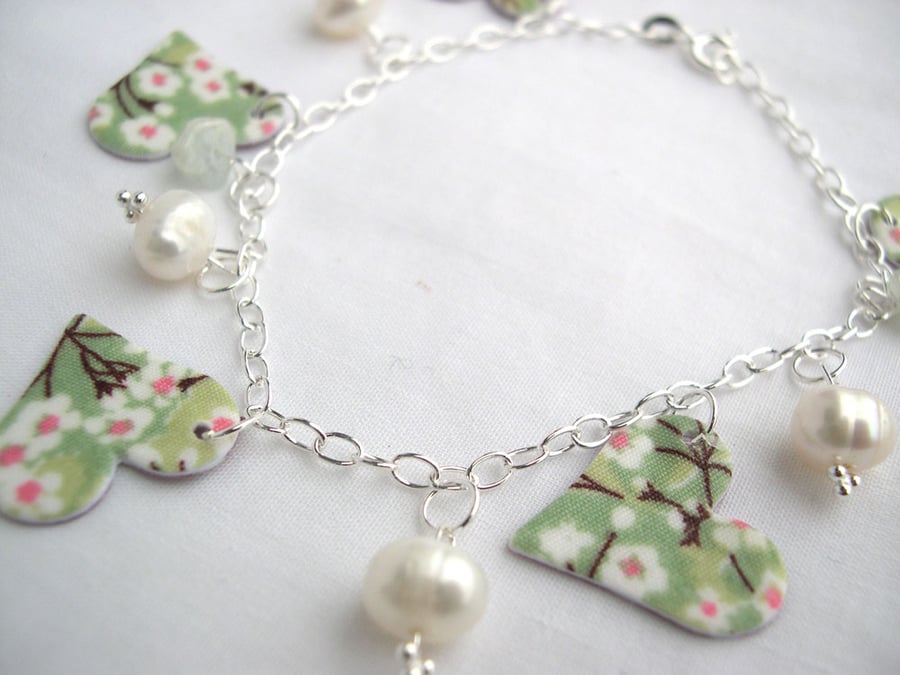 Sterling Silver Hardened Fabric Floral Ditsy Charm Bracelet with Natural Pearls 