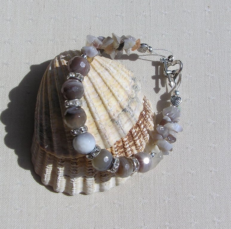 Botswana Agate Gemstone Crystal Chakra Bracelet "Mocha"