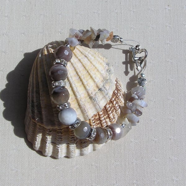 Botswana Agate Gemstone Crystal Chakra Bracelet "Mocha"