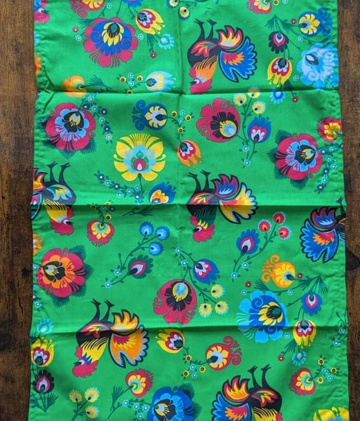 Vintage Folk Art Floral Tea Towel – Green Polish Wycinanki Style Dish Cloth