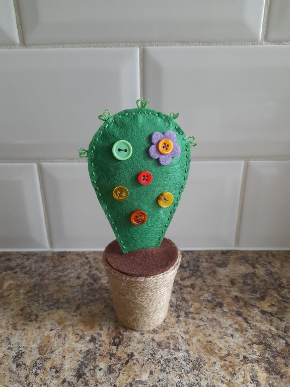 Handmade Felt Cactus Decor: Spring or summer decoration. New home gift.
