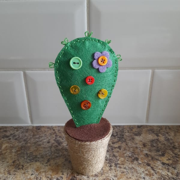 Handmade Felt Cactus Decor: Spring or summer decoration. New home gift.