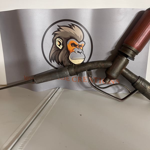 Bioshock little sister needle prop from Bioshock