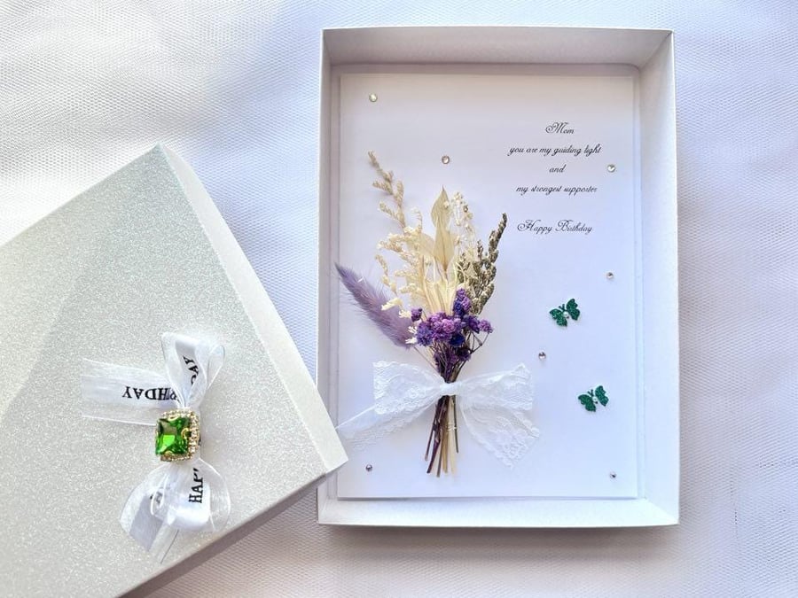 Handmade Personalised Dried Flower Birthday Card for Mum, Daughter, Wife C648