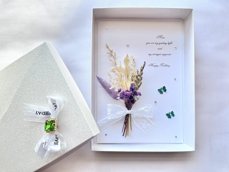 Handmade Personalised Dried Flower Birthday Card for Mum, Daughter, Wife C648