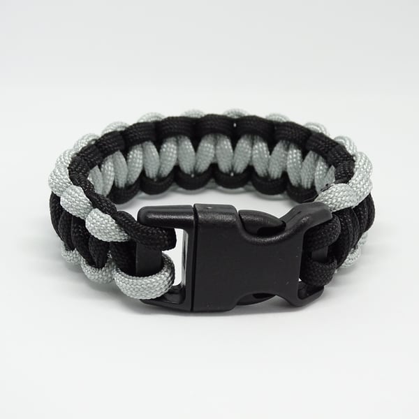 Black & Grey Paracord Bracelet