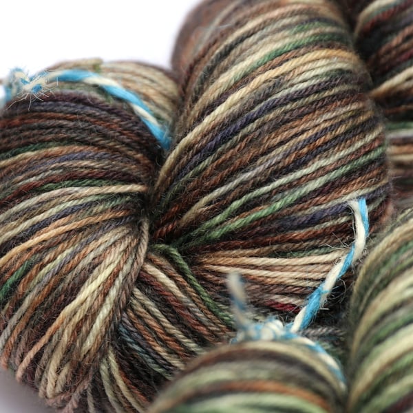 SALE: Lochside - Superwash Bluefaced Leicester 4 ply yarn