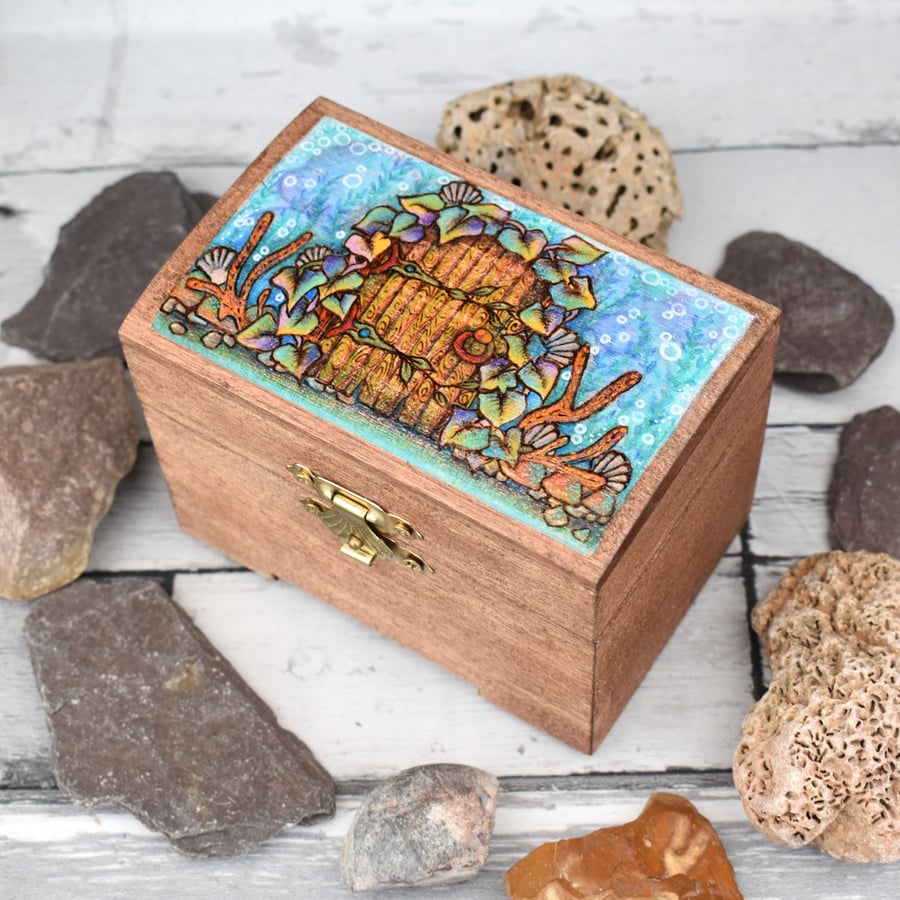 The Sea Door. Small pyrography box. Mermaid Door.