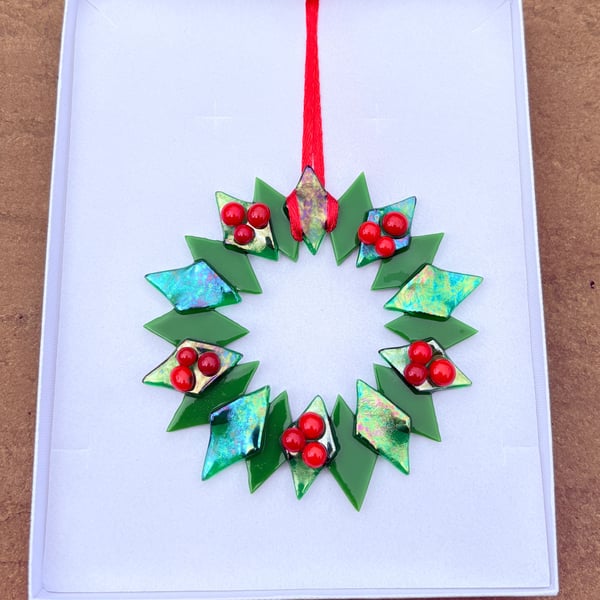 Fused glass traditional wreath decoration 