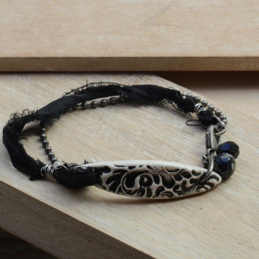 Black & White Ceramic Bracelet Bar with Sari Silk Ribbon & Chain