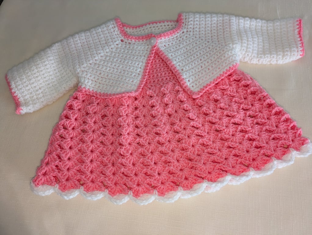 Babies dress and bolero sets in pink and white, ages 0-3 months 