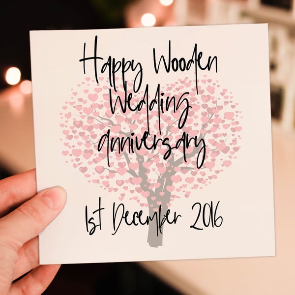 Wooden (5th) anniversary card: Personalised with date