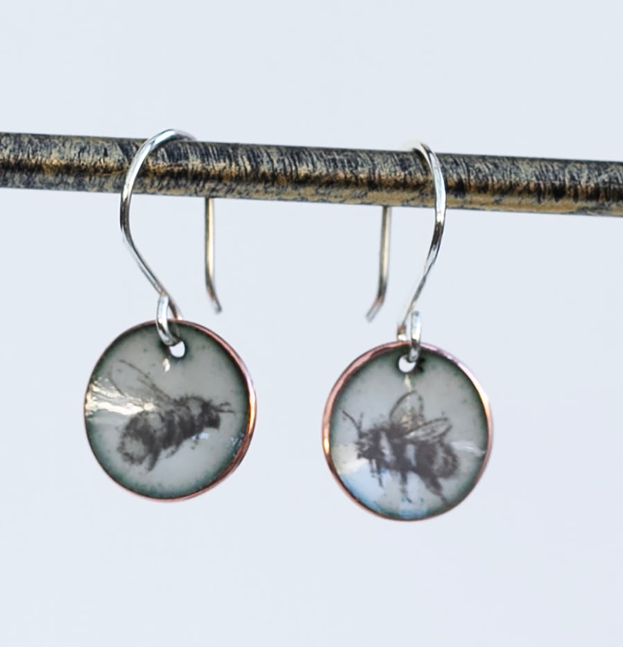 Bee enamelled earrings