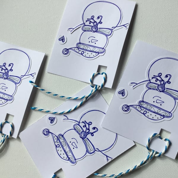 Gift tags. Reduced to clear. ‘Hand drawn’ snowmen gift tags. CC637 . 
